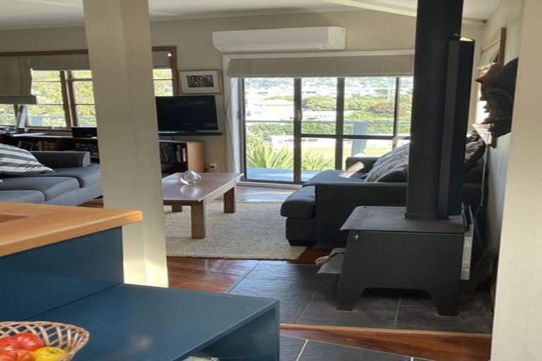 Photo of property in 28 Elphinstone Avenue, Strathmore Park, Wellington, 6022