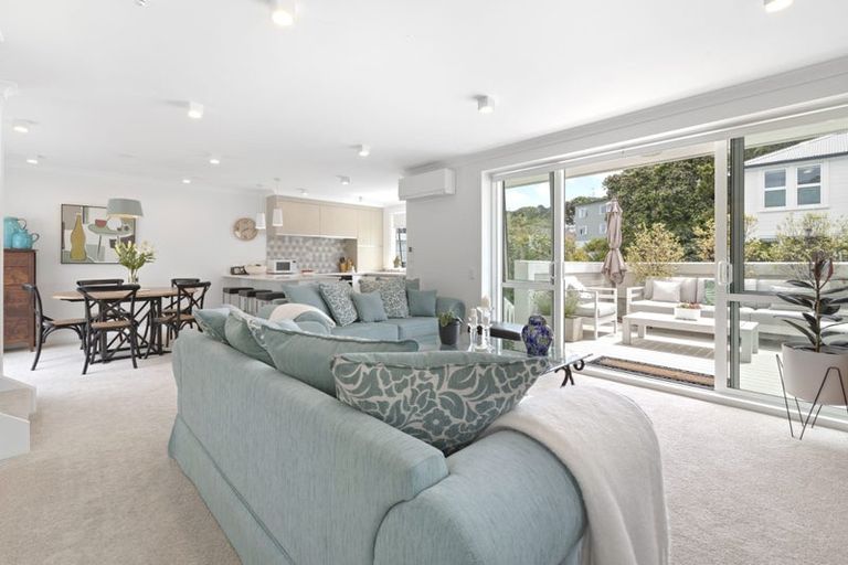 Photo of property in 49 Arcus Way, Hataitai, Wellington, 6021