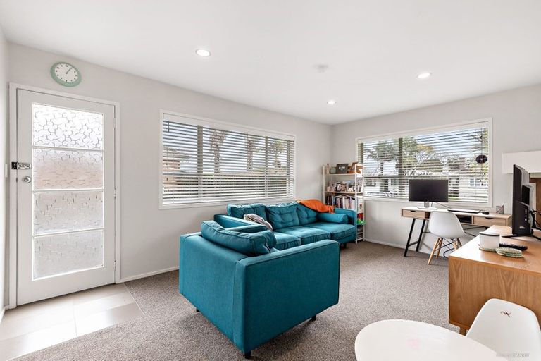 Photo of property in 1/12 Hazelmere Road, Sandringham, Auckland, 1025