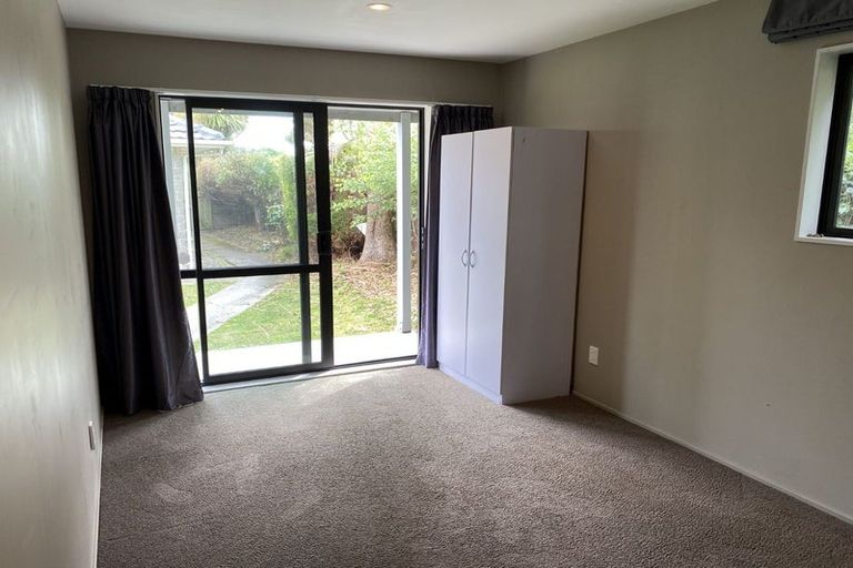 Photo of property in 17 Reading Street, Upper Riccarton, Christchurch, 8041