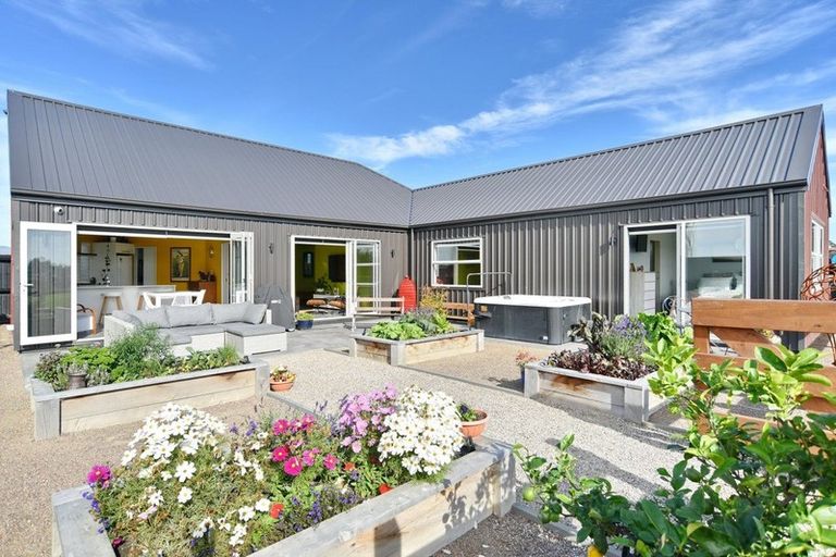 Photo of property in 35 Dow Square, Wigram, Christchurch, 8025