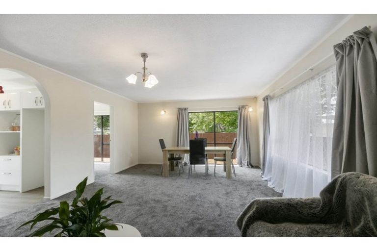 Photo of property in 98a Reynolds Street, Taita, Lower Hutt, 5011