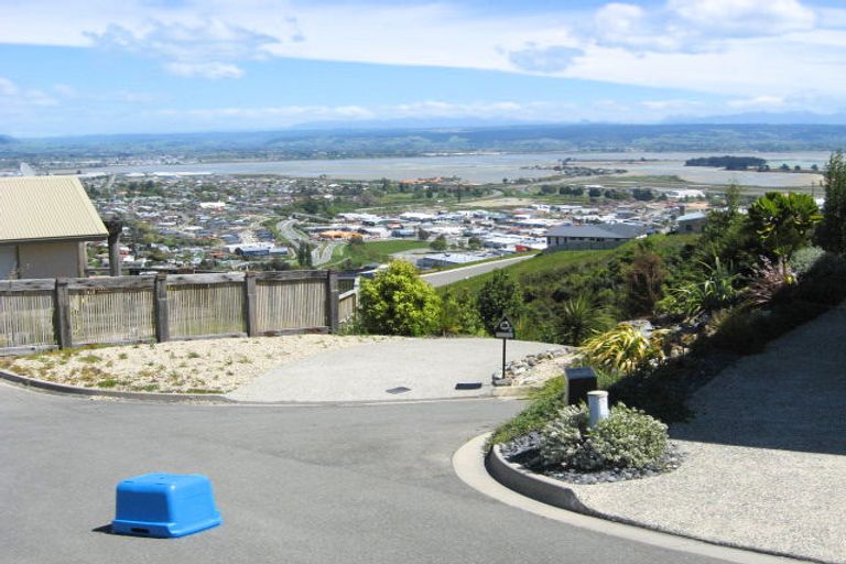 Photo of property in 13 Windsor Drive, Britannia Heights, Nelson, 7010