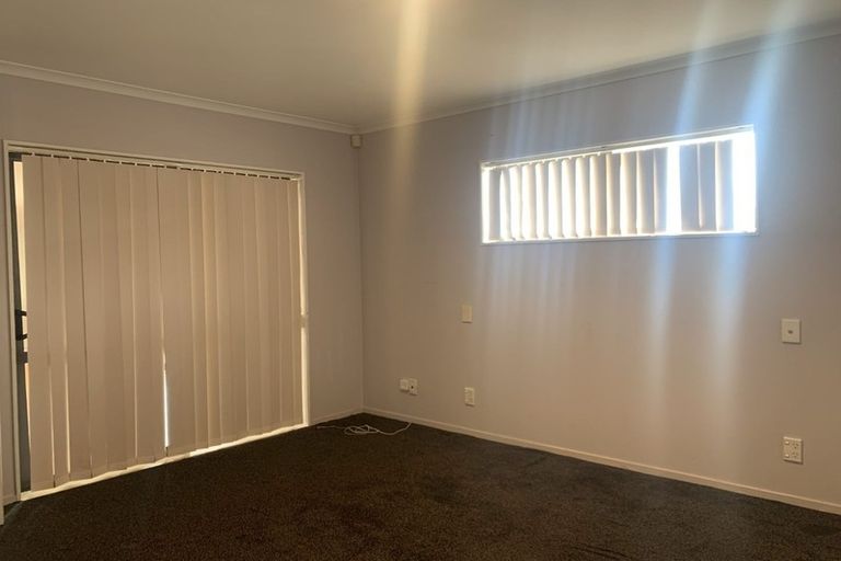 Photo of property in 22 Hilltop Road, Clover Park, Auckland, 2019