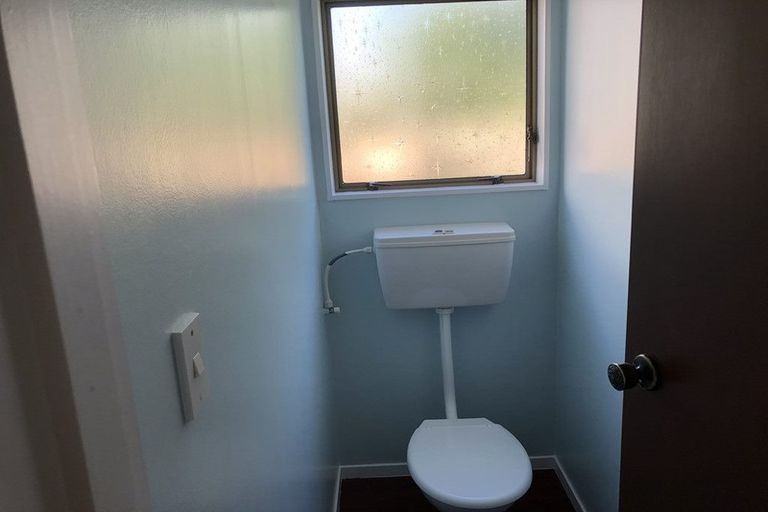 Photo of property in 30 Dorset Crescent, Hokowhitu, Palmerston North, 4410