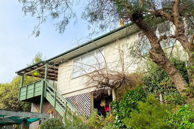 Photo of property in 10 Webster Place, Picton, 7220