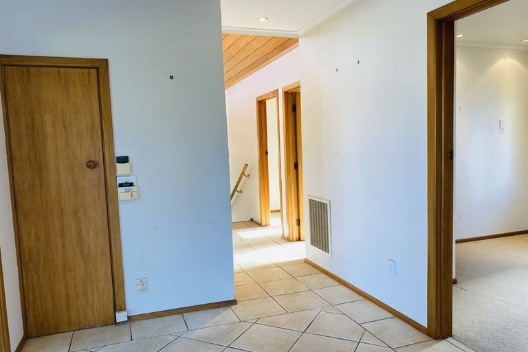 Photo of property in 5 Bevyn Street, Castor Bay, Auckland, 0620