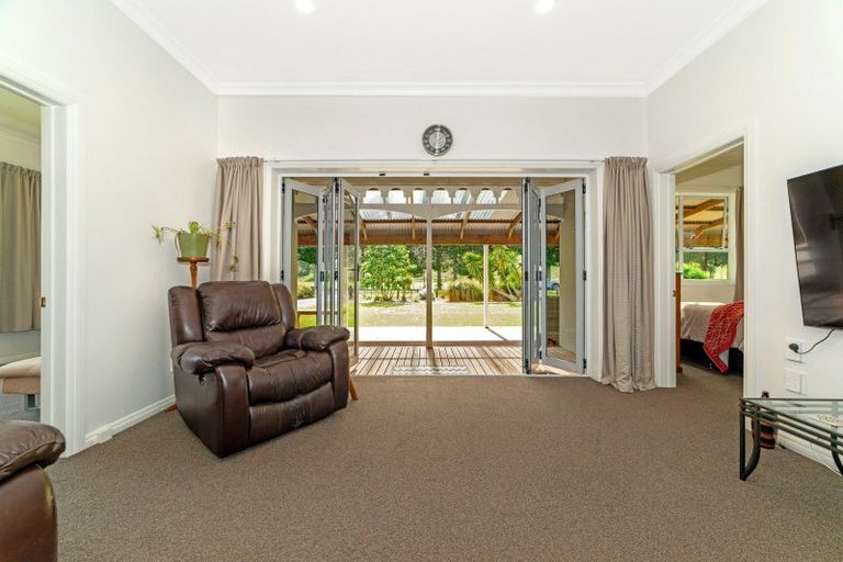 Photo of property in 144 Ngakoroa Road, Ormond, Gisborne, 4071