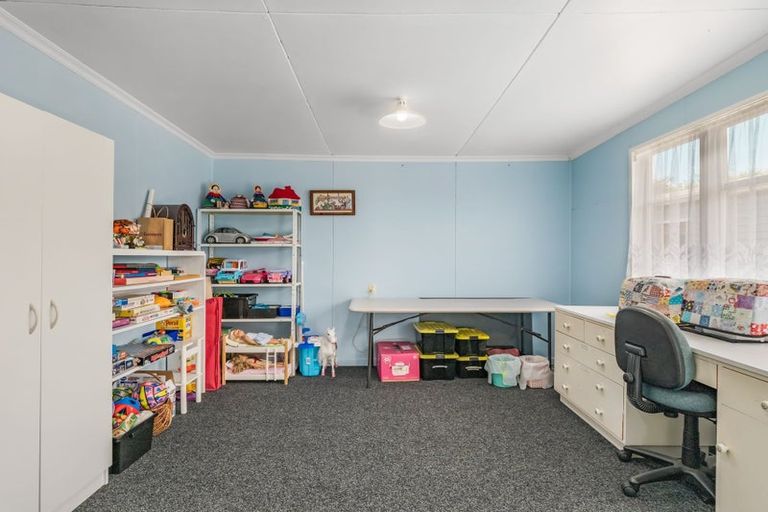 Photo of property in 1 Gunn Street, Gonville, Whanganui, 4501