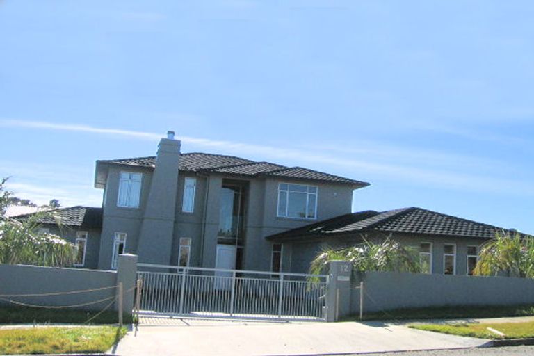 Photo of property in 12 Armstrong Farm Drive, East Tamaki Heights, Auckland, 2016