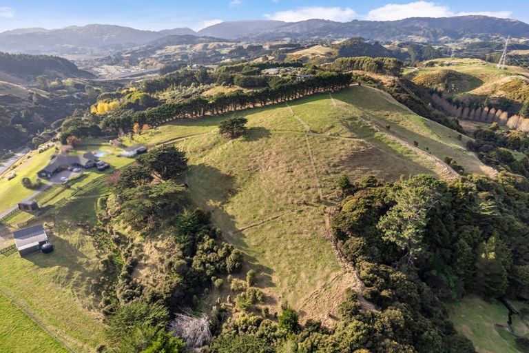 Photo of property in 105a Bradey Road, Pauatahanui, Porirua, 5381
