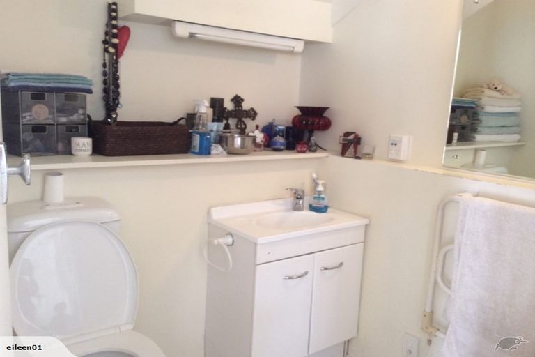 Photo of property in 1/14 Beatrice Avenue, Hillcrest, Auckland, 0627