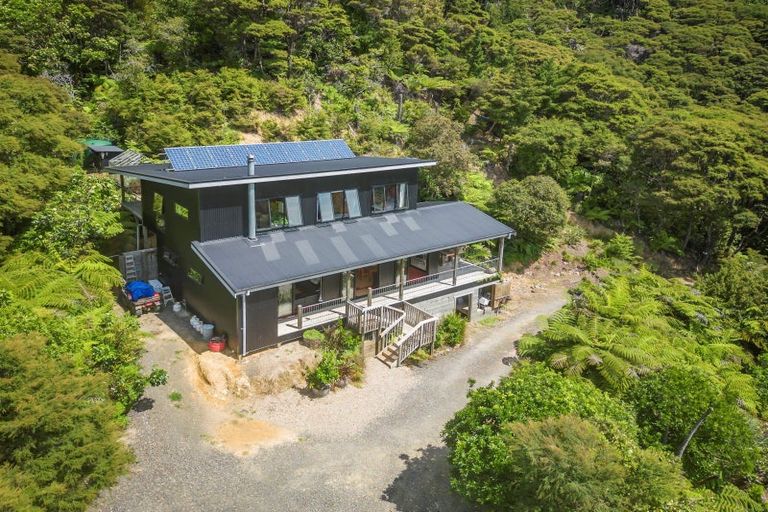 Photo of property in 160 Waitaia Road, Waitaia Bay, Whitianga, 3592