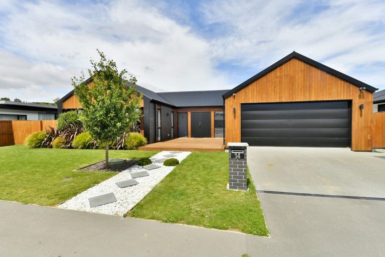 Photo of property in 14 Muirhill Street, Halswell, Christchurch, 8025