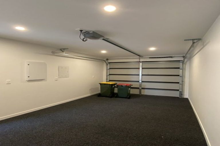 Photo of property in 9d Pukeroa Place, Papakura, 2110