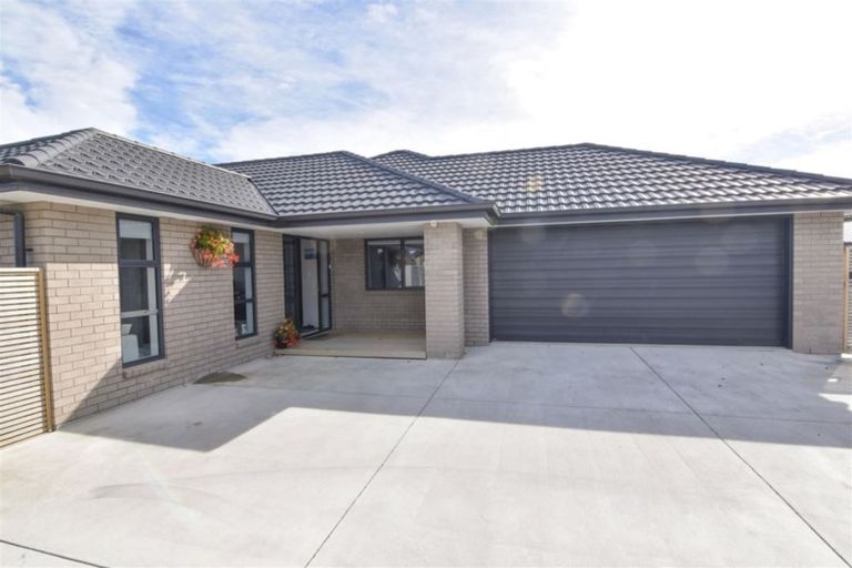 Photo of property in 8 Four Peaks Drive, Wigram, Christchurch, 8025
