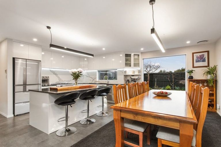 Photo of property in 56 Titirangi Crescent, Parklands, Christchurch, 8083