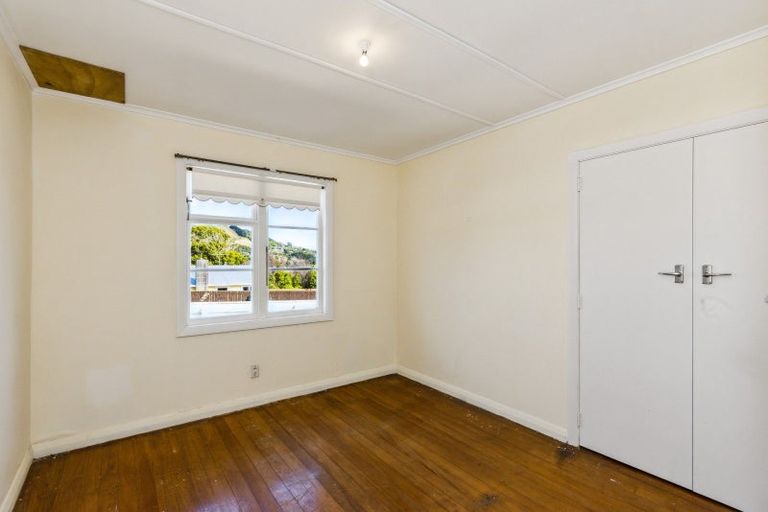 Photo of property in 11 Winara Avenue, Waikanae, 5036