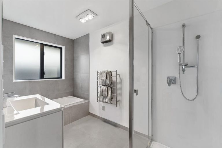 Photo of property in 11 Brookwater Avenue, Northwood, Christchurch, 8051