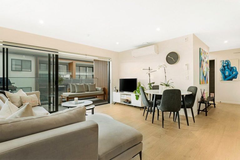 Photo of property in 3/64d Coronation Road, Mangere Bridge, Auckland, 2022