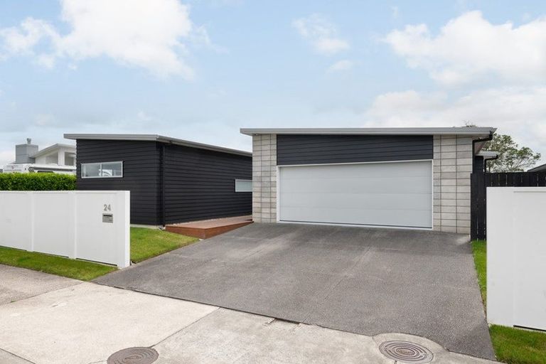 Photo of property in 24 Wisteria Place, Flagstaff, Hamilton, 3210