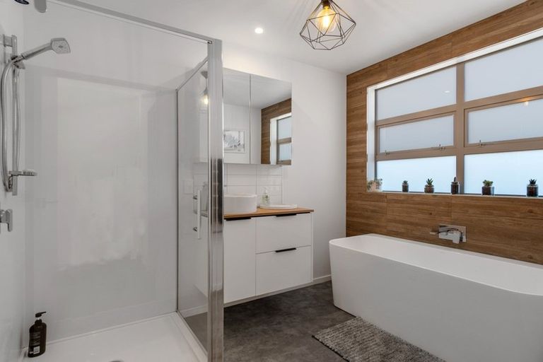 Photo of property in 112 Penetaka Heights, Pyes Pa, Tauranga, 3112