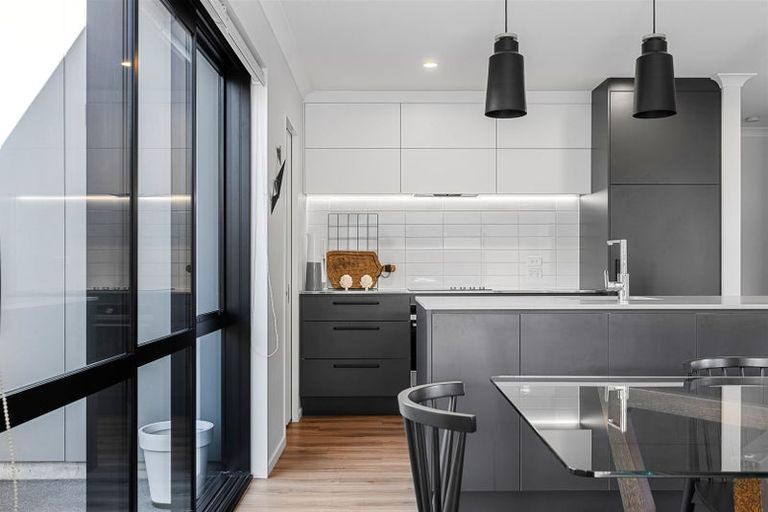 Photo of property in 25 Prestons Park Drive, Marshland, Christchurch, 8083