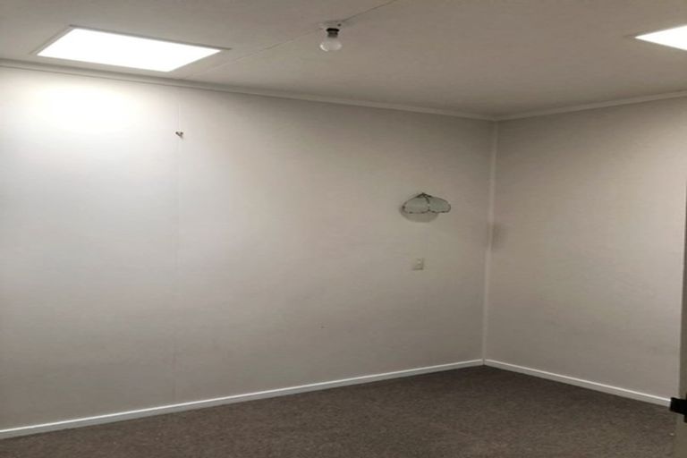 Photo of property in 3a Montgomery Street, Levin, 5510