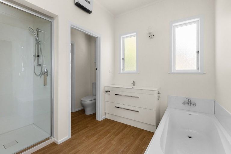 Photo of property in 7 Plassey Street, Havelock North, 4130