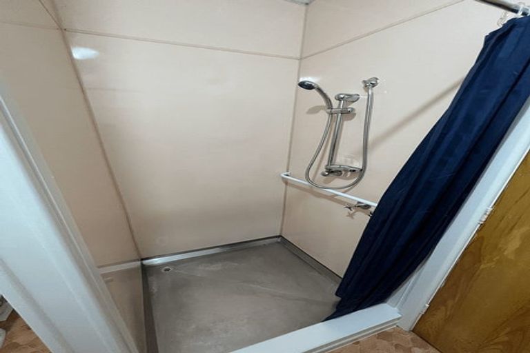 Photo of property in 7/7c Curletts Road, Sockburn, Christchurch, 8042