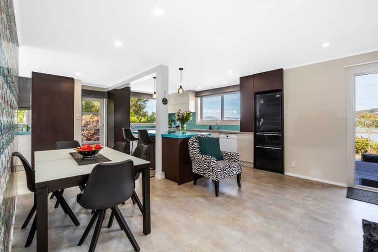 Photo of property in 64a Mana View Road, Paremata, Porirua, 5026