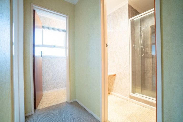 Photo of property in 1 Wedgwood Grove, Highbury, Palmerston North, 4412