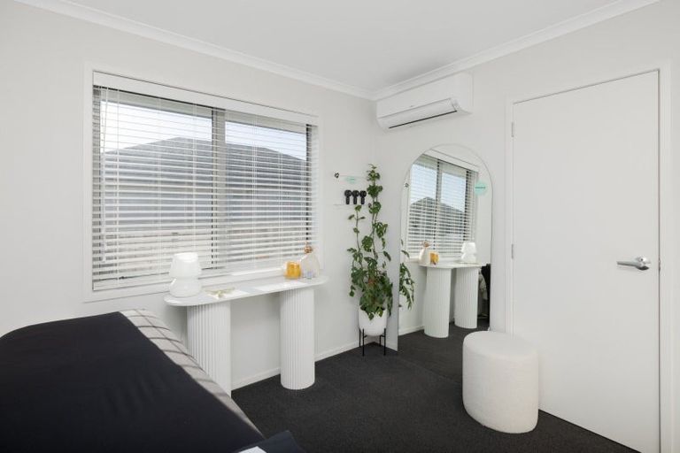 Photo of property in 16 Kanapa Close, Papamoa, 3118