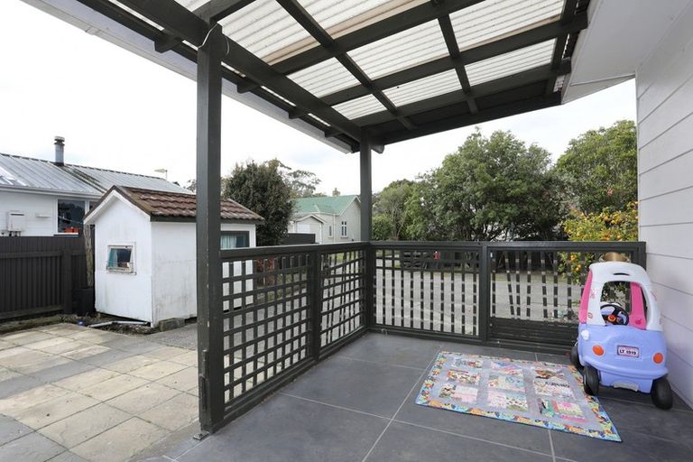 Photo of property in 179a Bridge Street, Bulls, 4818