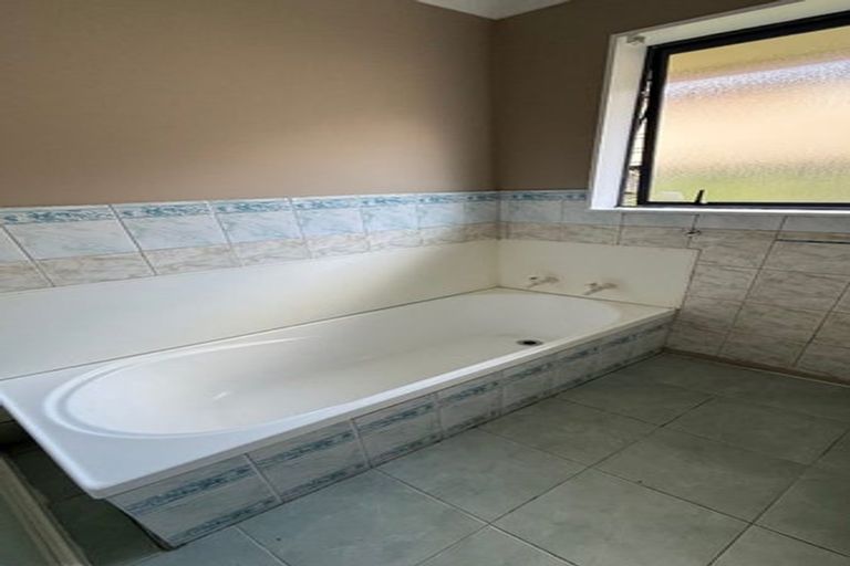 Photo of property in 2/3 Trimmer Terrace, Papatoetoe, Auckland, 2025