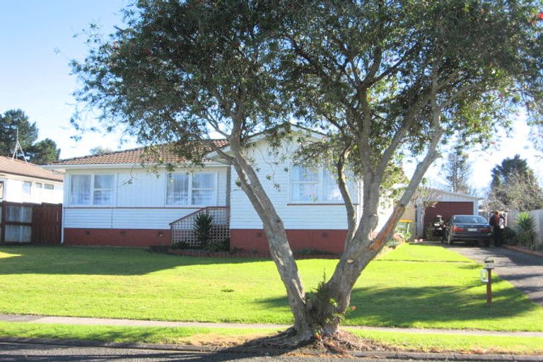 Photo of property in 41 Innismara Avenue, Wattle Downs, Auckland, 2103