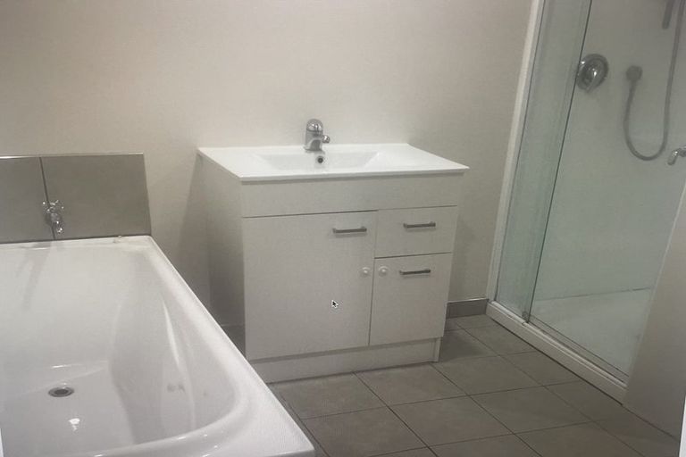 Photo of property in 7 Lydia Way, Karori, Wellington, 6012