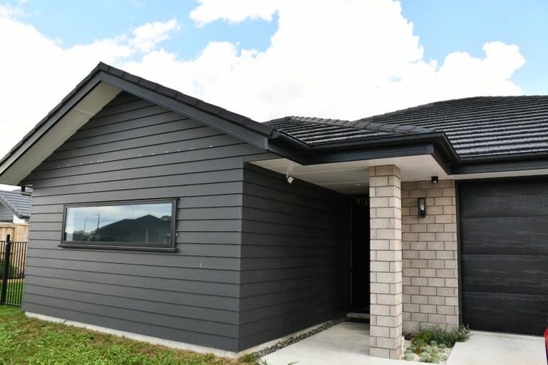 Photo of property in 32 Keerangi Place, Rototuna North, Hamilton, 3210