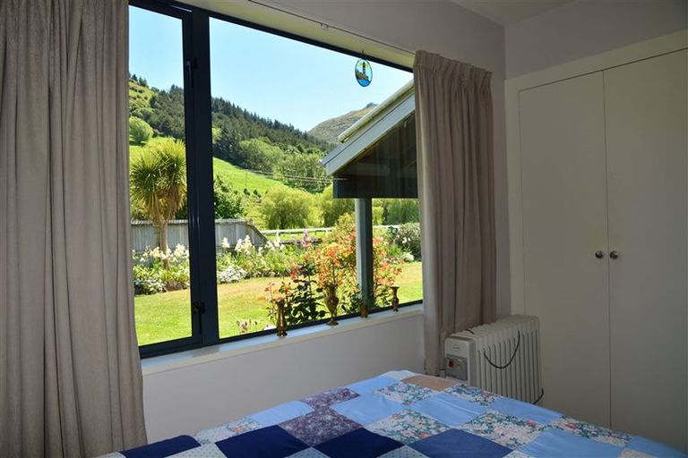 Photo of property in 4213 Christchurch Akaroa Road, Little River, 7591