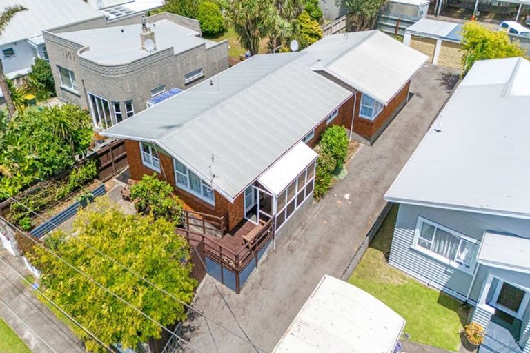 Photo of property in 10 Vogel Street, Fitzroy, New Plymouth, 4312