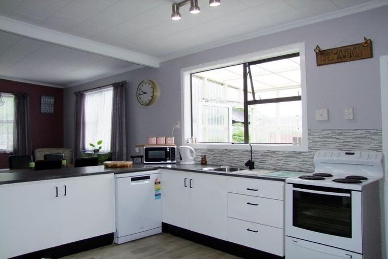 Photo of property in 239 Union Street, Milton, 9220