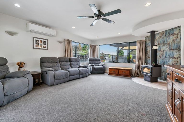 Photo of property in 10 Matarau Road, Matarau, Kamo, 0185