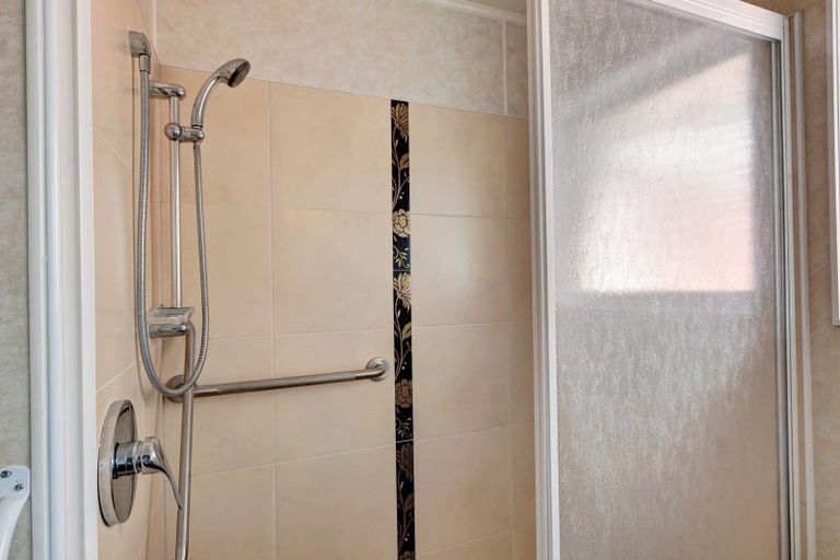 Photo of property in 52b Cutfield Street, Inglewood, 4330