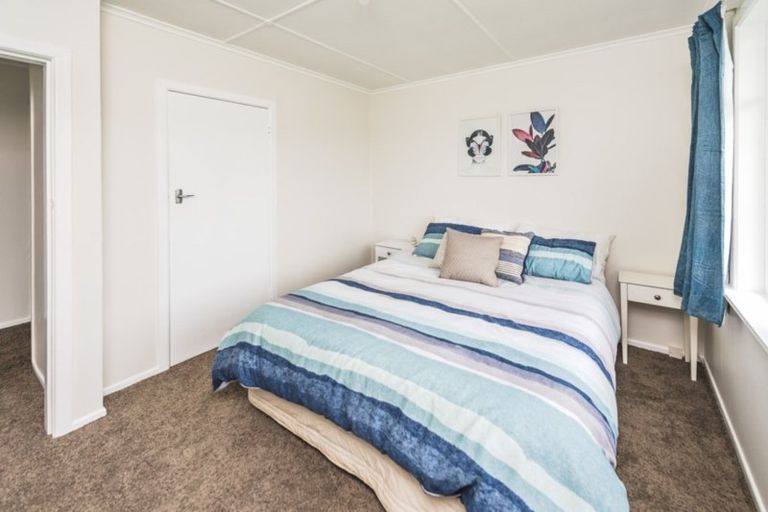 Photo of property in 9a Bamber Street, Castlecliff, Whanganui, 4501