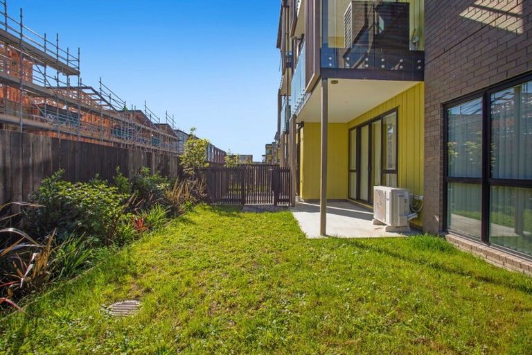 Photo of property in 102/7 Newelm Lane, Flat Bush, Auckland, 2019