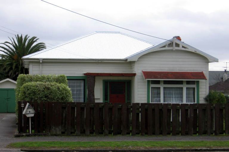 Photo of property in 6a Tararua Street, Masterton, 5810