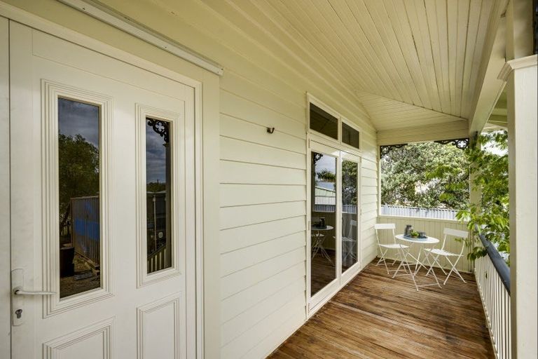 Photo of property in 472 Main North Road, Bay View, Napier, 4104