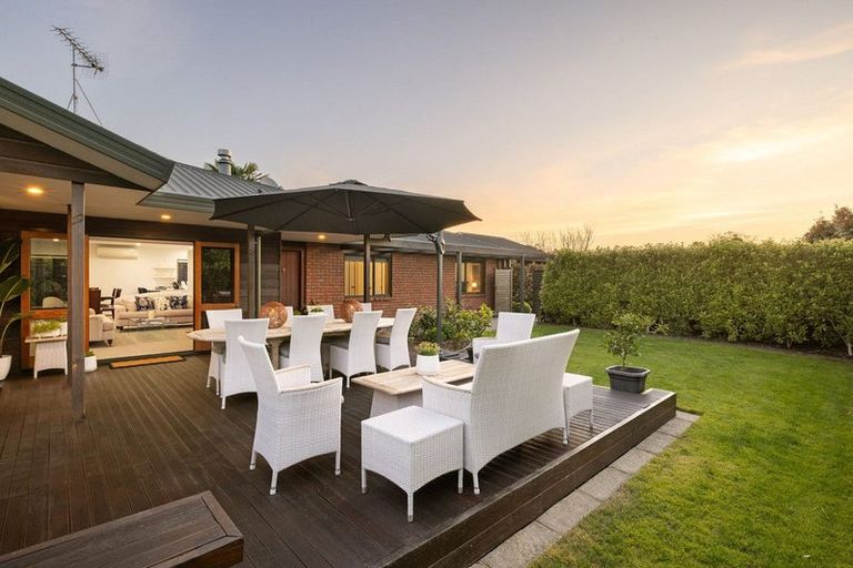 Photo of property in 71 Taylor Street, Cambridge, 3434