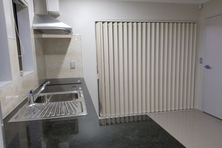 Photo of property in 3/3 Wallson Crescent, Wiri, Auckland, 2104