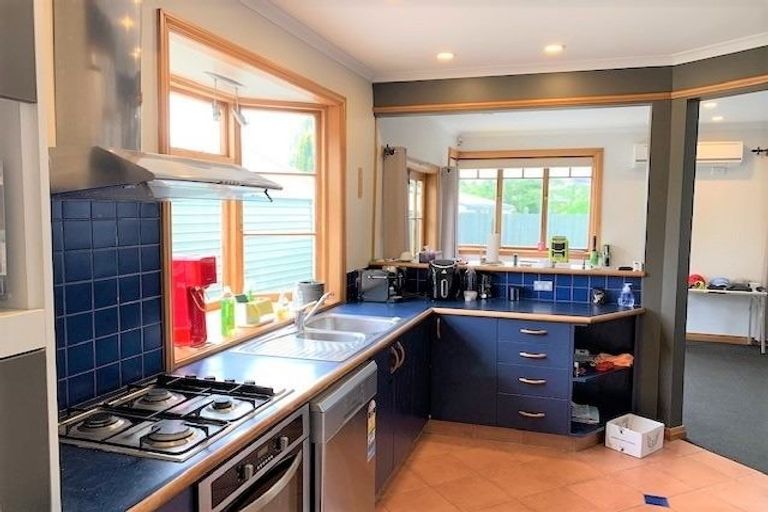 Photo of property in 33 Buccleugh Street, Phillipstown, Christchurch, 8011